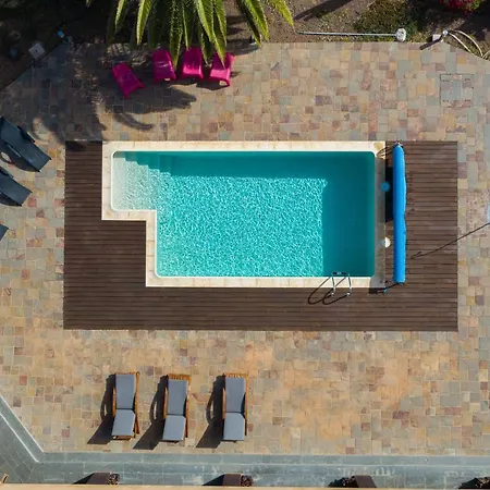 Homeforguest Oasis With Swimming Pool In 4000m2 Garden Villa *