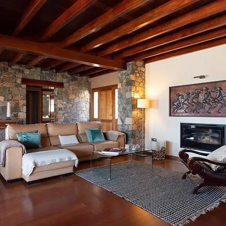 Villa Homeforguest Oasis With Swimming Pool In 4000m2 Garden *