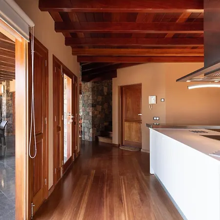 Homeforguest Oasis With Swimming Pool In 4000m2 Garden Villa *
