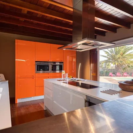 Homeforguest Oasis With Swimming Pool In 4000m2 Garden Triquivijate