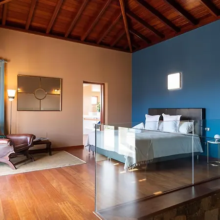 Homeforguest Oasis With Swimming Pool In 4000m2 Garden Villa Triquivijate