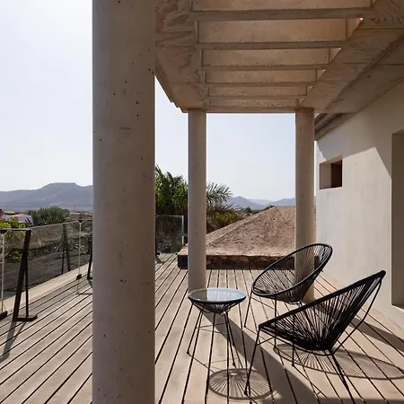 Homeforguest Oasis With Swimming Pool In 4000m2 Garden Villa Triquivijate